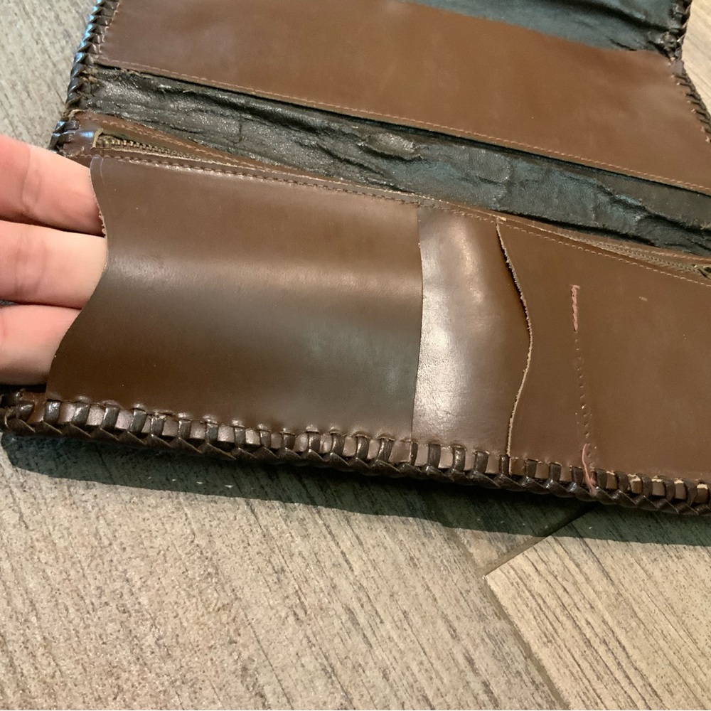 VINTAGE hand-tooled leather wallet - Picture 11 of 11